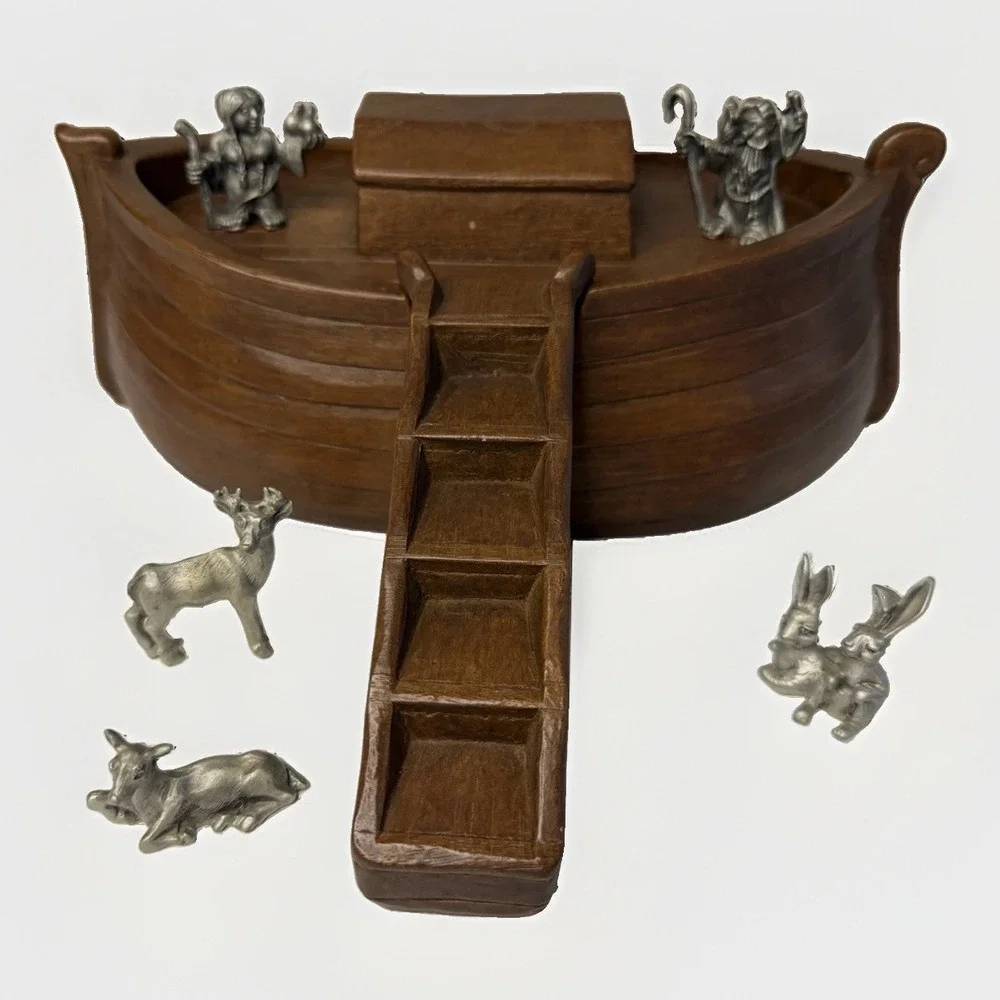Noah's Ark. Hudson Pewter. Includes Ark & ladder,6 pairs Of Hudson pewter pieces